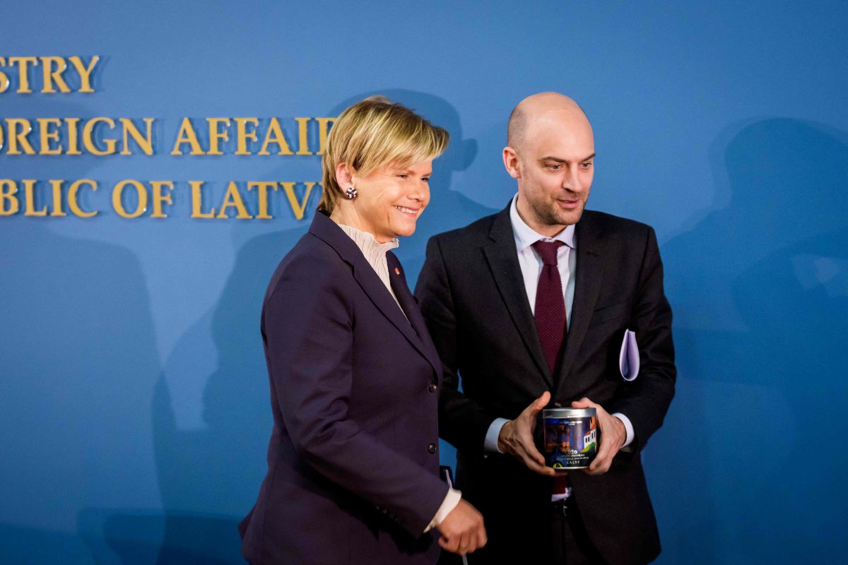 法国外长：欧盟对格陵兰岛负有“战略责任”